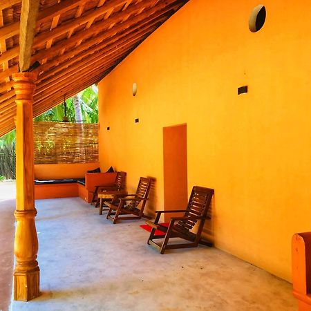 Roshanne Beach Resort Kalpitiya Exterior foto